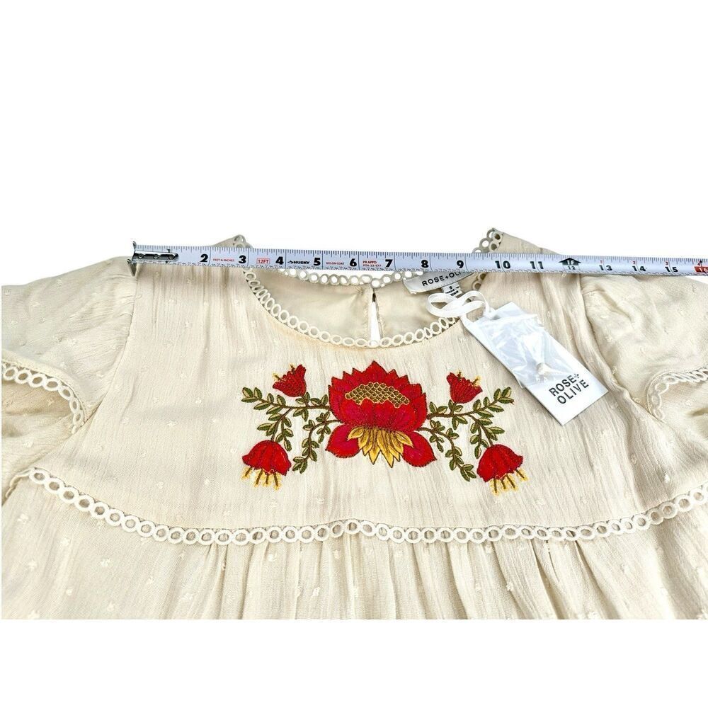 NWT Rose + Olive Cream Embroidered Floral Tunic Top Shirt Women’s Size Small - Picture 7 of 10